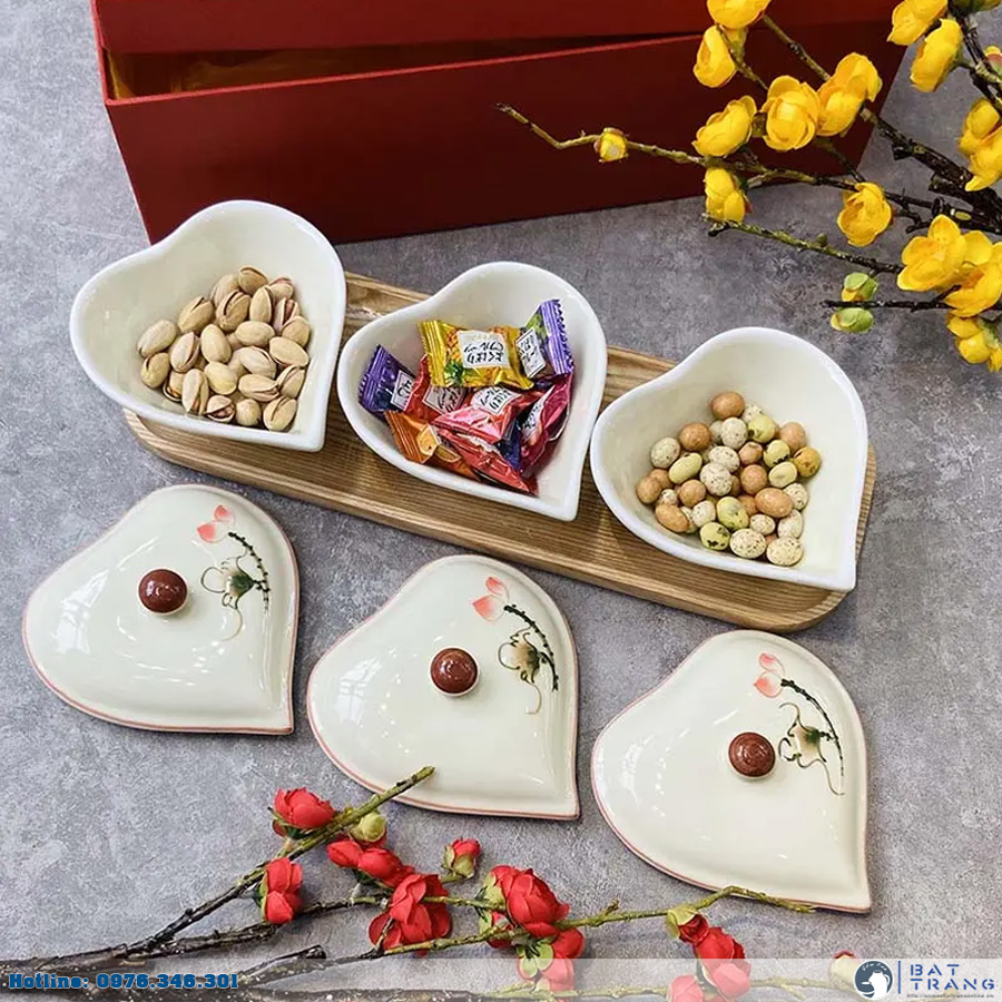 Bộ khay mứt Tết gốm sứ Bát Tràng 3 hũ sen đỏ sang trọng mua ngay