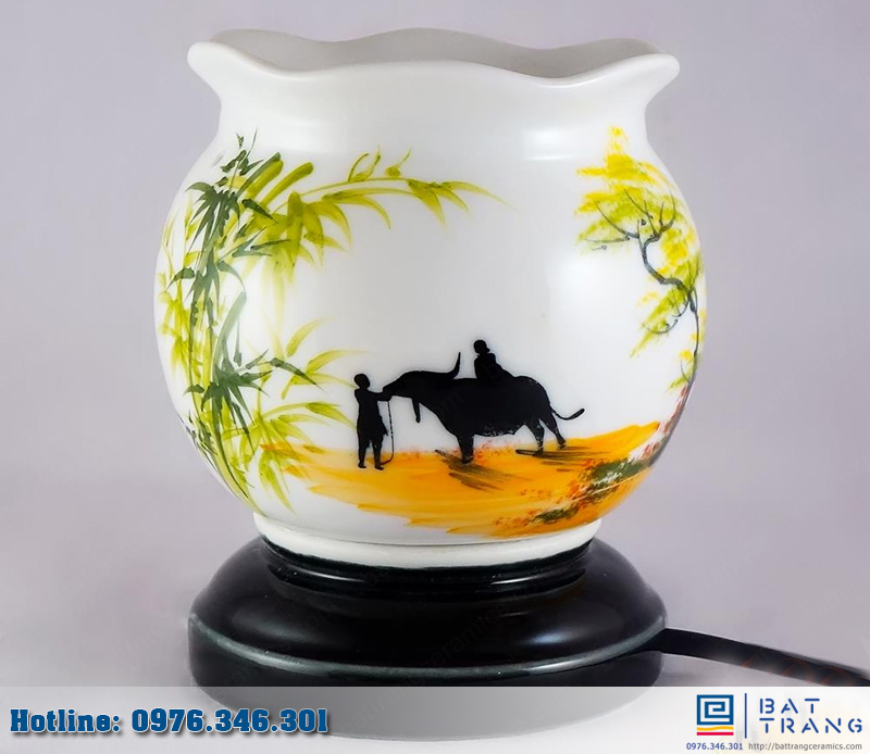 Đèn Xông Tinh Dầu Sóng Gốm Sứ Cậu Bé Chăn Trâu Bát Tràng