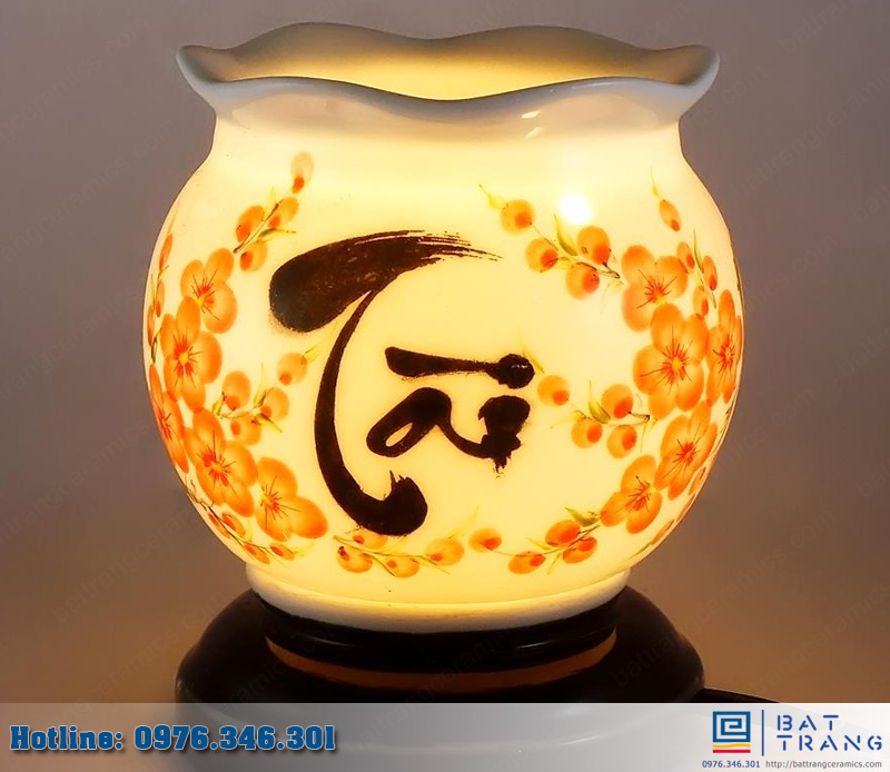 Đèn Xông Tinh Dầu Gốm Sứ Tài Hoa Đào Sóng Đẹp Giá Tốt