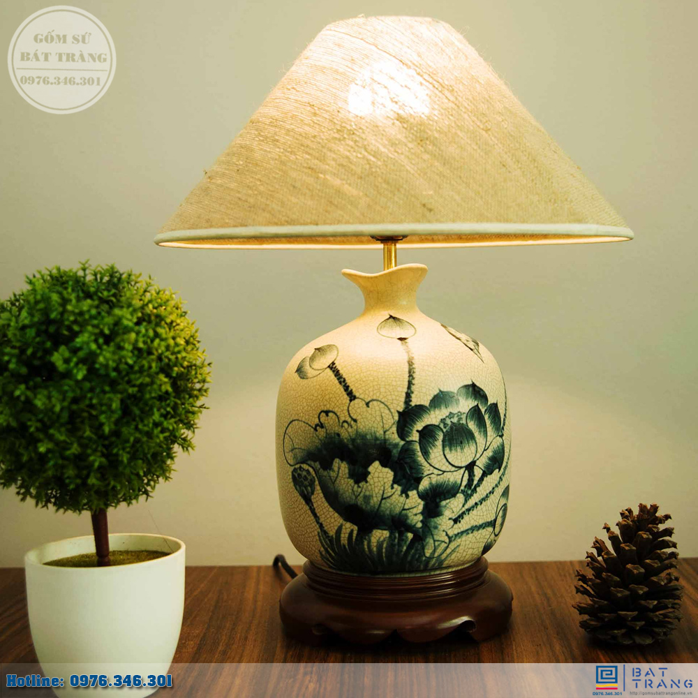 Đèn Ngủ Gốm Sứ Men Rạn Hoa Sen Bát Tràng Cao Cấp Sáng Đẹp