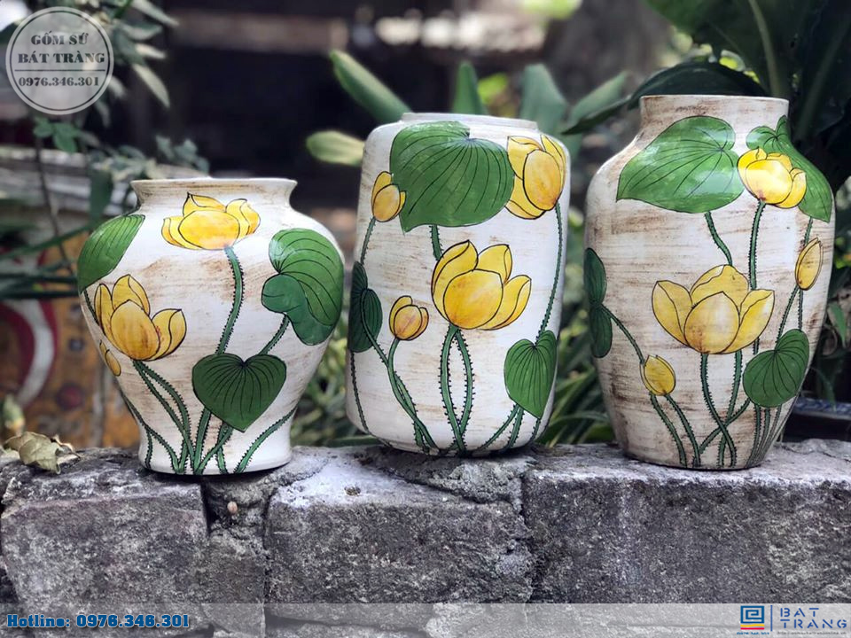 Set lọ hoa gốm Bát Tràng hoa sen vàng độc đáo sang trọng