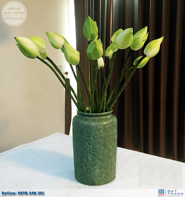 Lọ hoa khắc nổi hoa phù dung cao 32cm gốm sứ Bát Tràng đẹp sang
