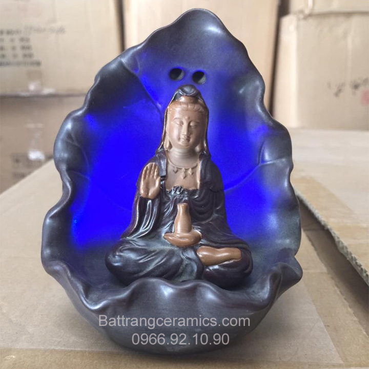 Tượng Phật Bà Trầm Hương Số 04 quà tặng phong thủy sang trọng