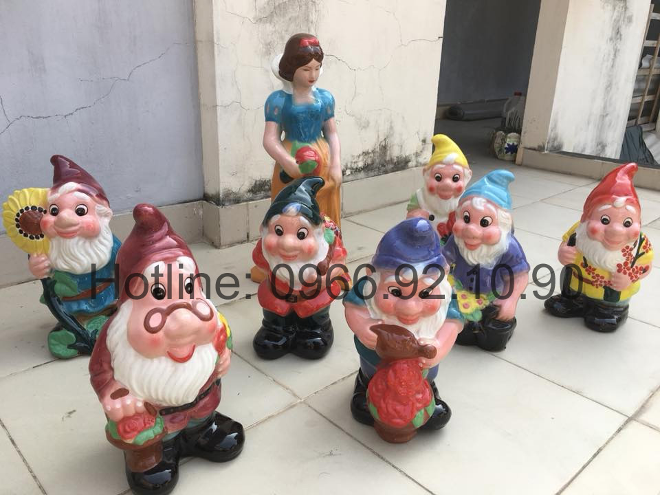 Bộ tượng gốm sứ Bạch Tuyết & 7 chú lùn-Bát Tràng Đặc sắc 