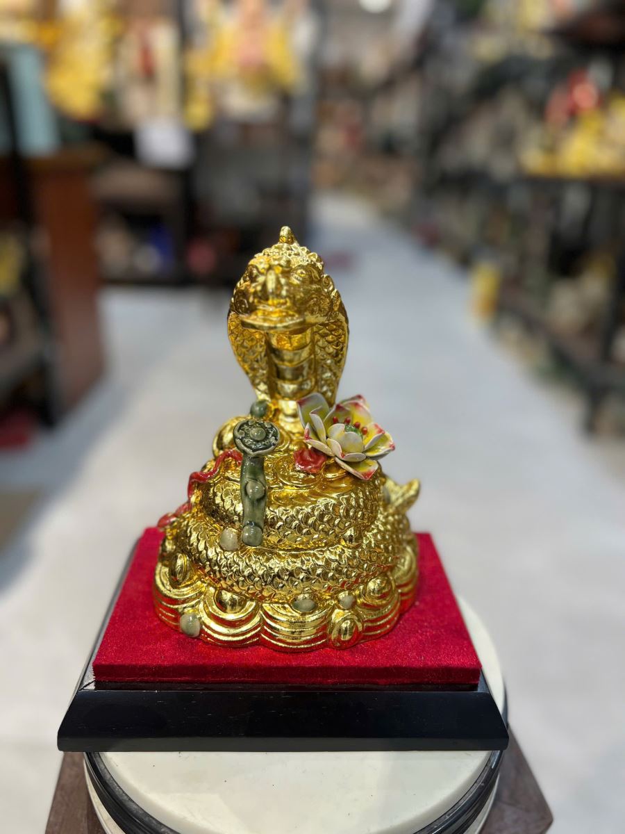Rắn Tài Lộc dát vàng Bát Tràng sang trọng quà phong thủy
