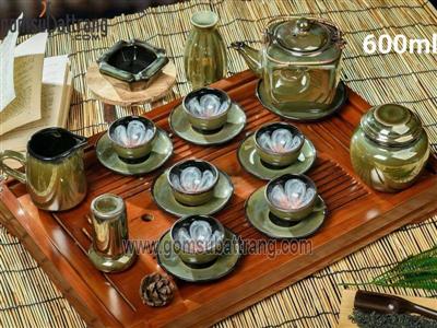 Bộ ấm chén Bát Tràng dáng vuông men vàng gương tặng quà 