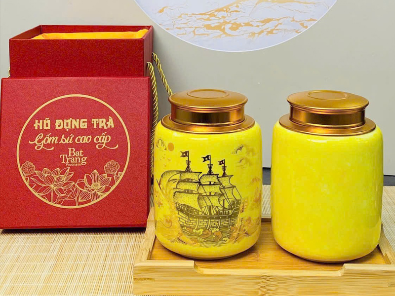 Lọ đựng trà sứ men vàng Bát Tràng cao cấp quà tặng độc đáo