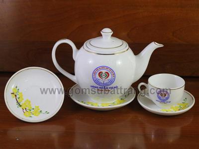 Bộ ấm chén Bát Tràng hoa Mai vàng sang trọng quà tặng doanh nghiệp 