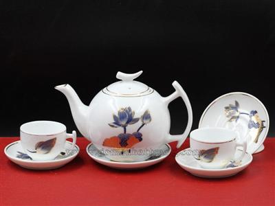 Bộ ấm chén Bát Tràng men trắng hoa sen vàng kim sang trọng quà tặng 