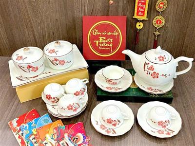 Bộ ấm chén Bát Tràng hoa Đào sang trọng quà Tết cao cấp 
