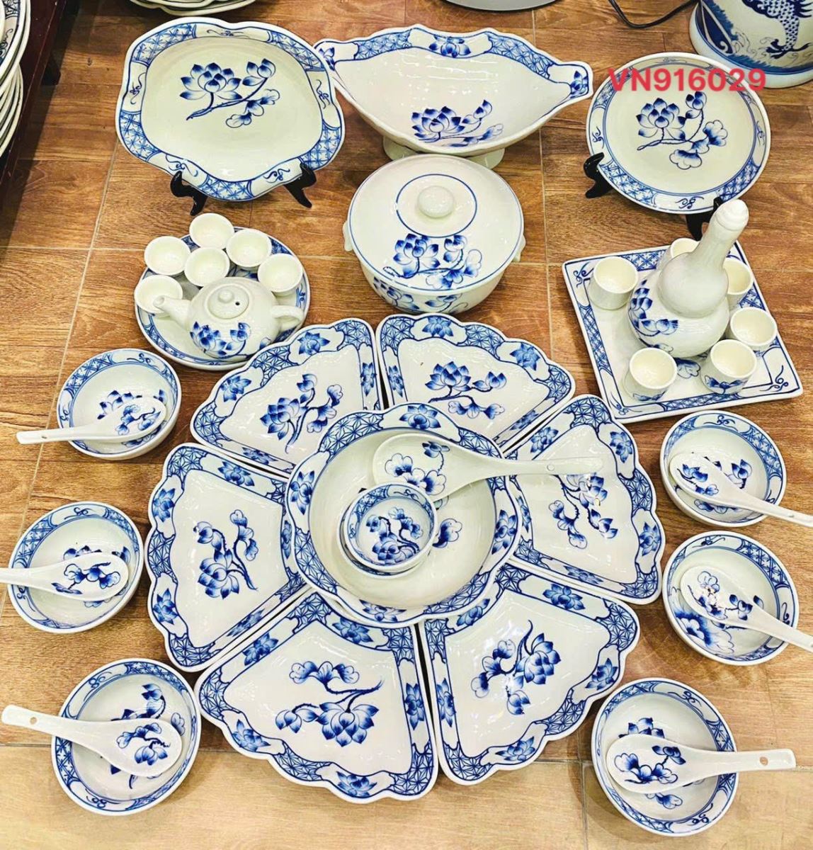 Bộ mặt trời sứ Bát Tràng vẽ sen cao cấp full bộ sang trọng