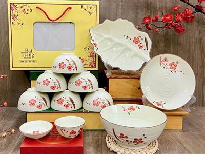 Bộ bát đĩa Bát Tràng vẽ tay hoa Đào sang trọng Tết 