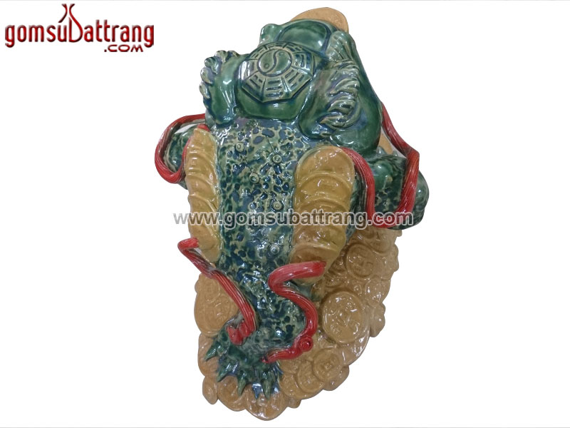 Thiềm thừ cóc ba chân men xanh ngọc bệ vàng phong thủy tài lộc