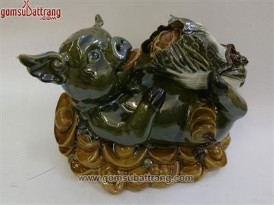 Heo đất tiết kiệm thần tài men xanh ôm cải thảo quà may mắn 