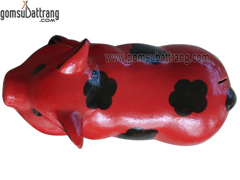 Gia đình heo tiết kiệm đỏ sang trọng ưu đãi hấp dẫn Gia đình heo tiết kiệm đỏ sang trọng ưu đãi hấp dẫn