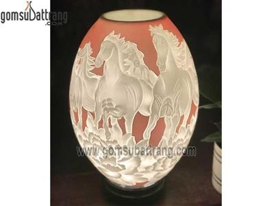 Đèn xông tinh dầu mini trứng mã đáo thành công men hồng sang trọng 