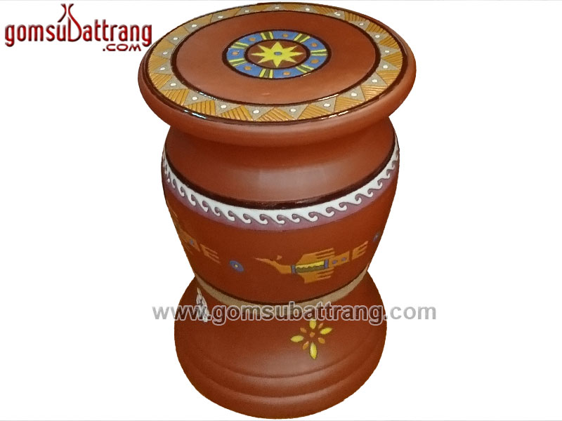 Bộ bàn ghế họa tiết trống đồng 77cm đẹp sang tiện dụng