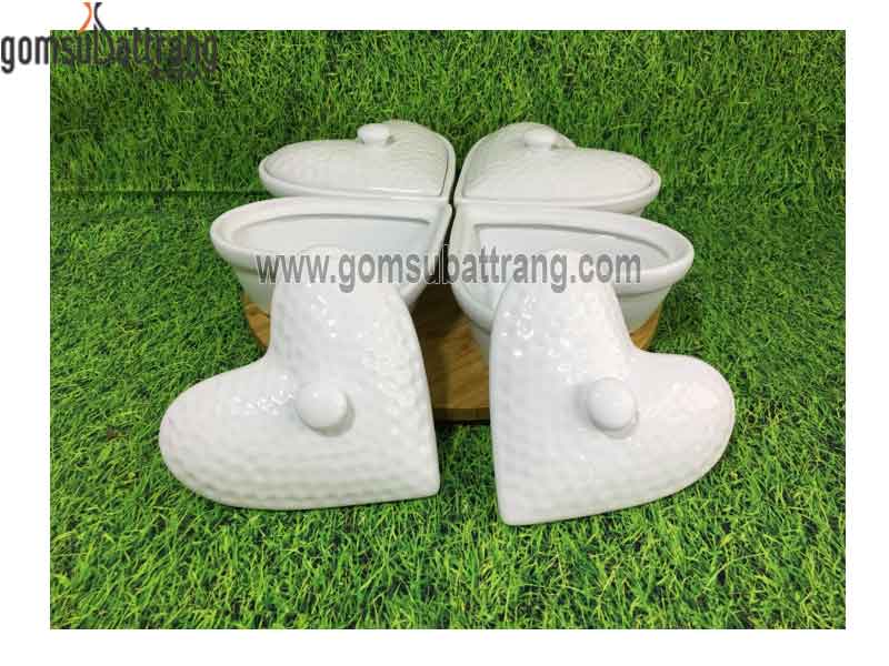 Khay bánh kẹo mứt gốm sứ Bát Tràng dáng tim 4 cánh sang trọng cao cấp