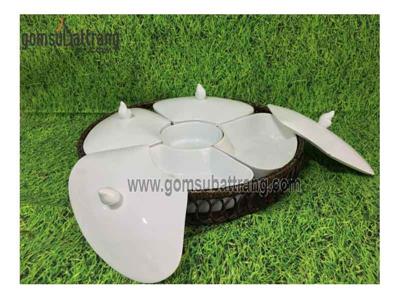 Khay mứt bánh kẹo men trắng 4 cánh gốm sứ Bát Tràng đẹp 