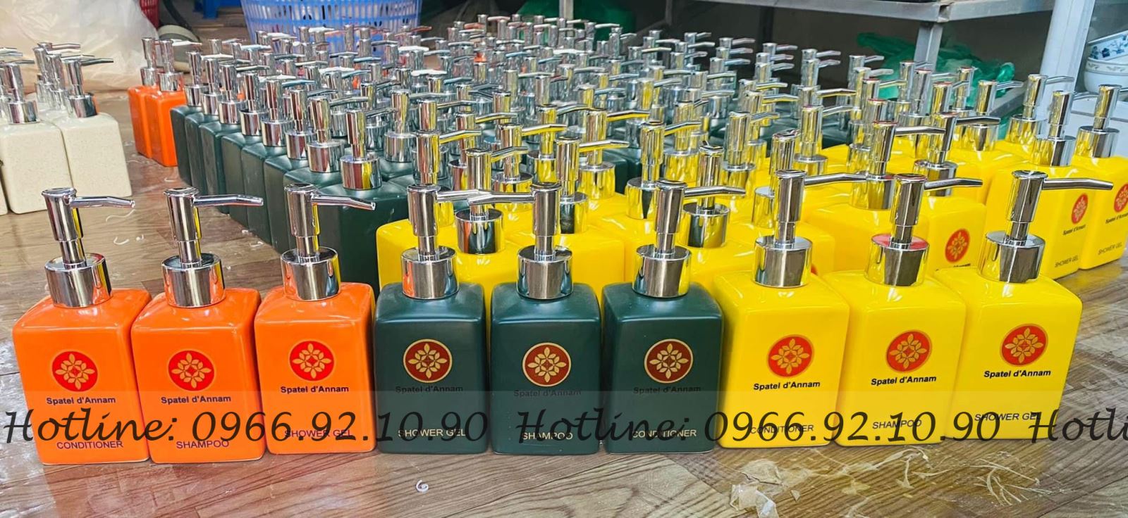Bình chiết dầu gội sữa tắm hoa đào vuông nhỏ tiện lợi khách sạn