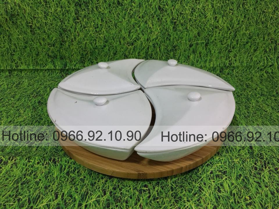 Khay mứt sứ Bát Tràng trắng sang trọng 4 ngăn gỗ tiện lợi 