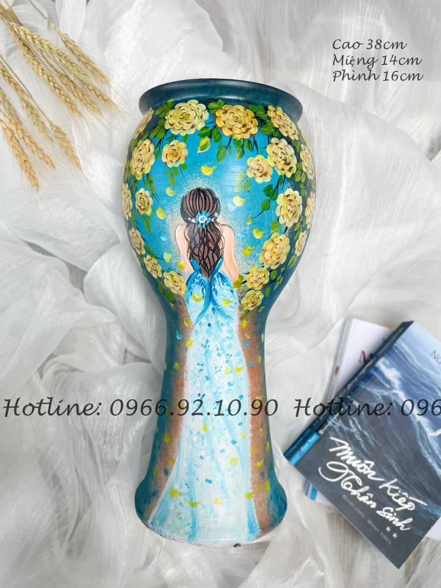 Lọ hoa cô gái 3D Bát Tràng cao cấp, quà tặng độc đáo KH002 