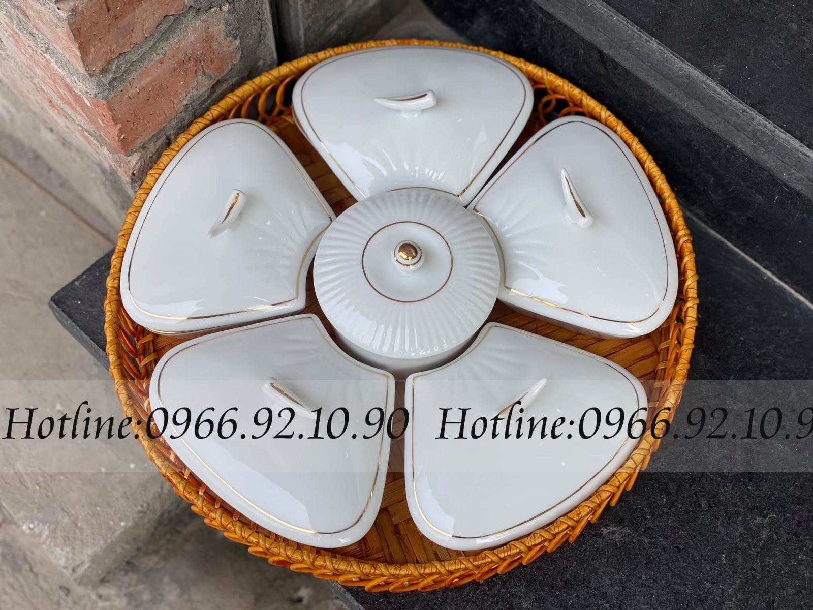Khay mứt men trắng viền vàng kim kèm khay mây sứ cao cấp D30cm