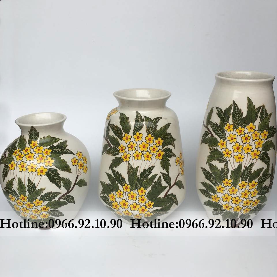 Bộ ba bình gốm sứ Bát Tràng họa tiết tay kích thước đa dạng sang trọng