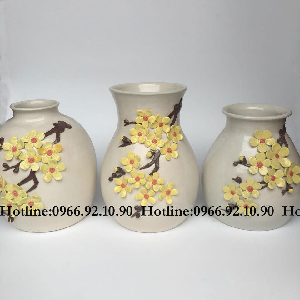 Bộ lọ gốm sứ đắp nổi hoa mai tinh xảo 3 kích thước quà tặng sang trọng 
