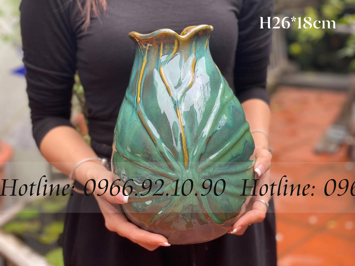 Lọ hoa gốm sứ lá sen cuốn thấp H26cm độc đáo tinh tế Bát Tràng
