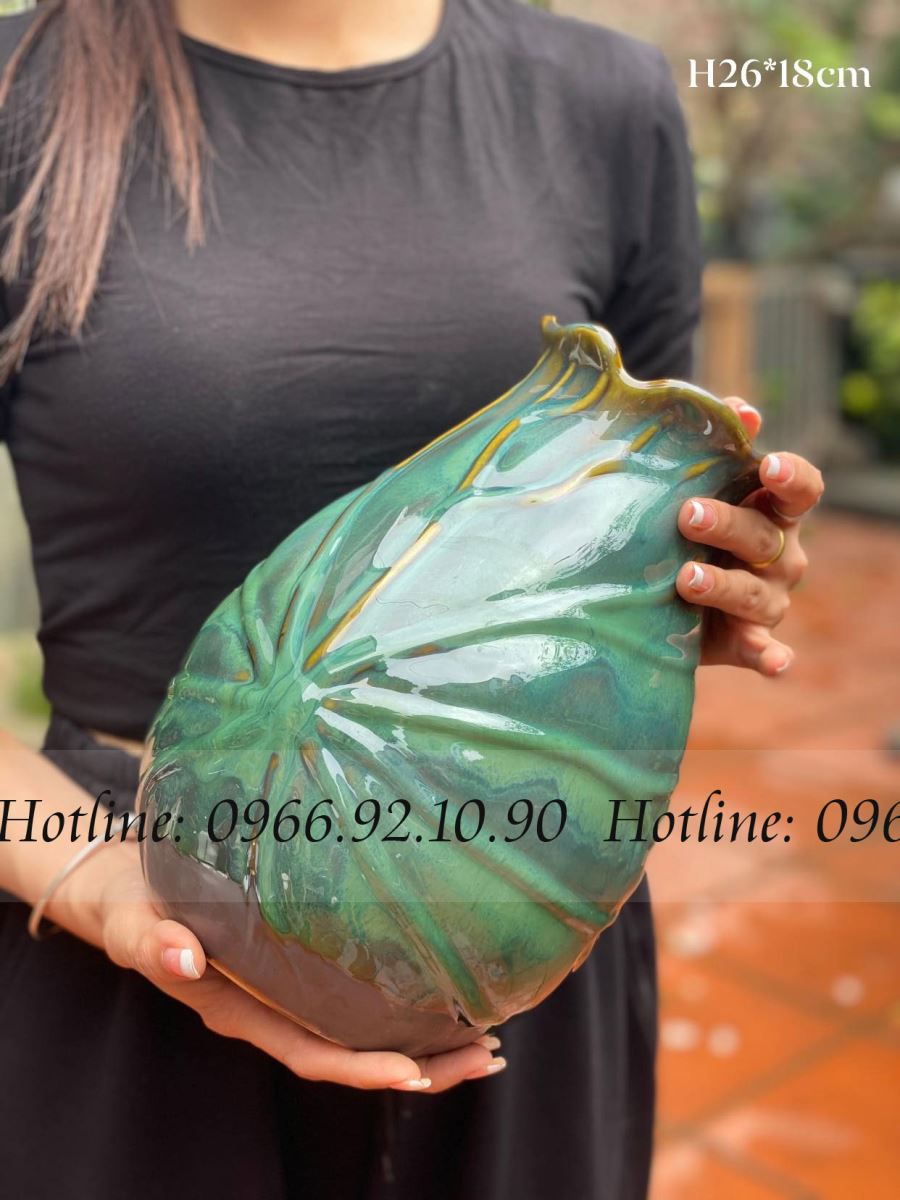 Lọ hoa gốm sứ lá sen cuốn thấp H26cm độc đáo tinh tế Bát Tràng