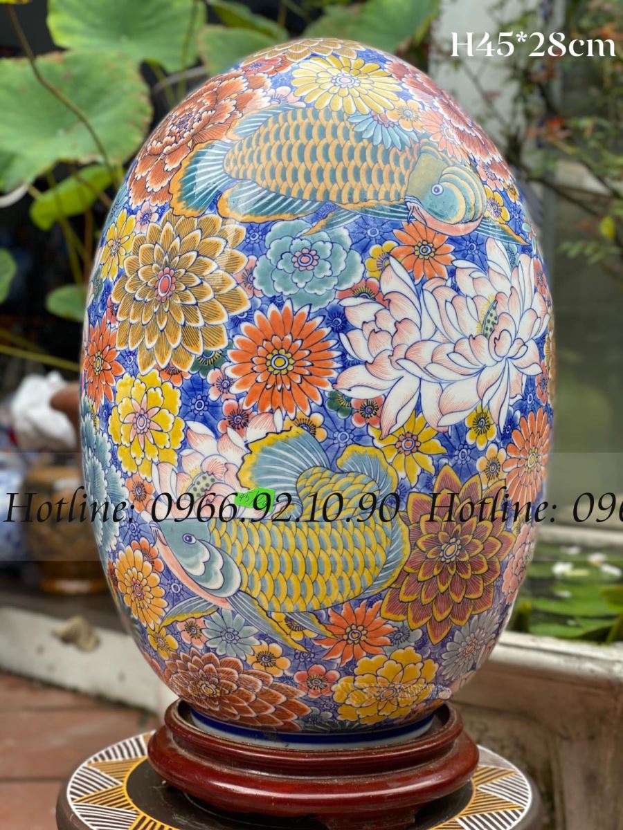 Trứng phong thủy cá rồng Ngàn Hoa Bát Tràng H45cm độc đáo sang trọng Trứng phong thủy cá rồng Ngàn Hoa Bát Tràng H45cm độc đáo sang trọng