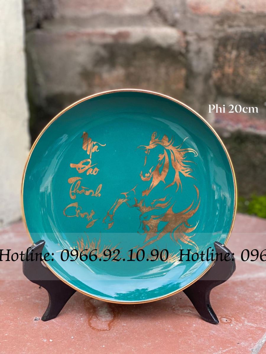Đĩa trưng bày xanh Mã Đáo Thành Công 20cm sang trọng độc đáo