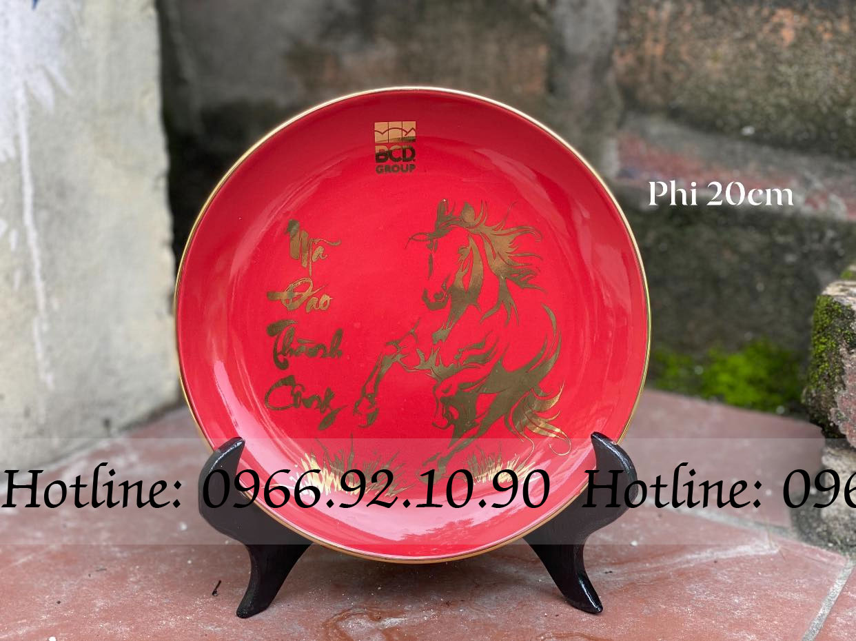 Đĩa cảnh MÃ ĐÁO THÀNH CÔNG đỏ 20cm Quà tặng gốm sứ Bát Tràng