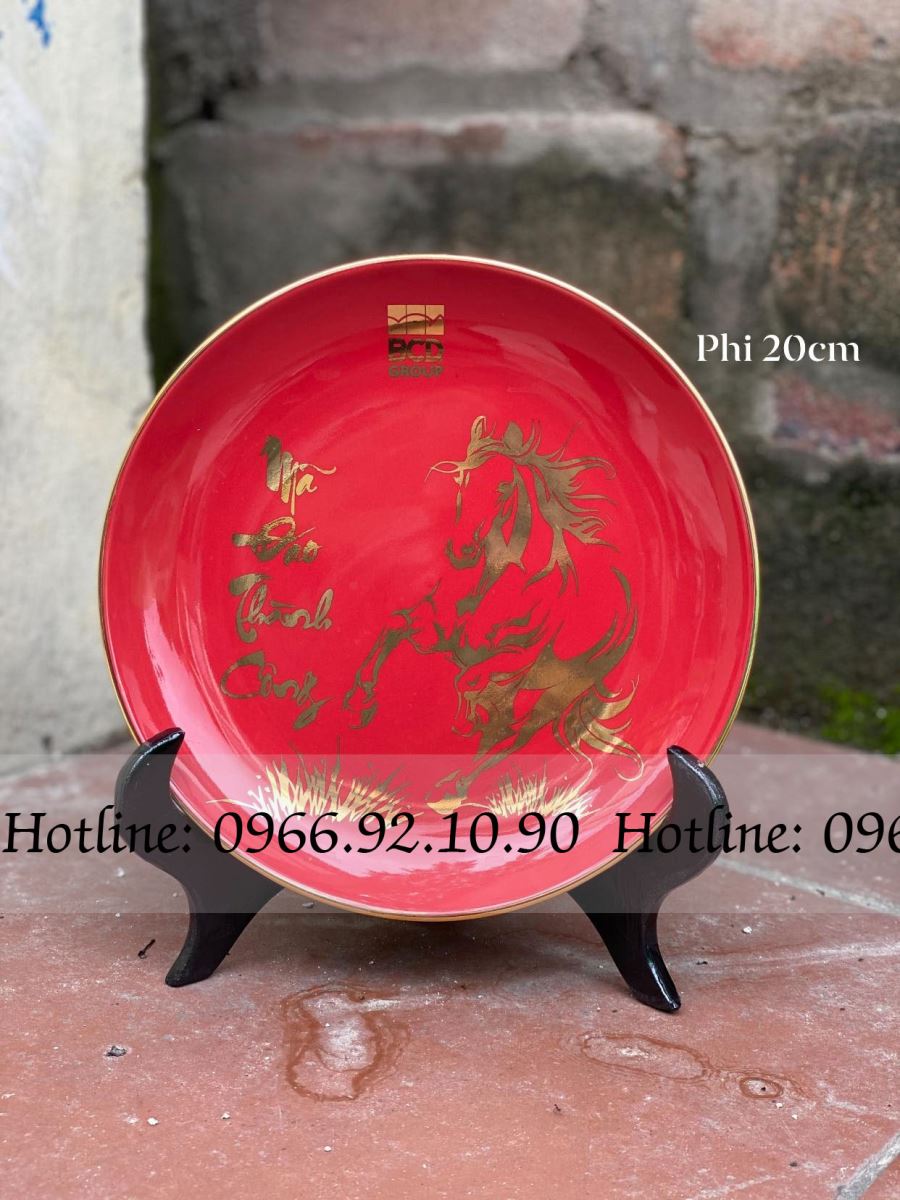 Đĩa cảnh MÃ ĐÁO THÀNH CÔNG đỏ 20cm Quà tặng gốm sứ Bát Tràng