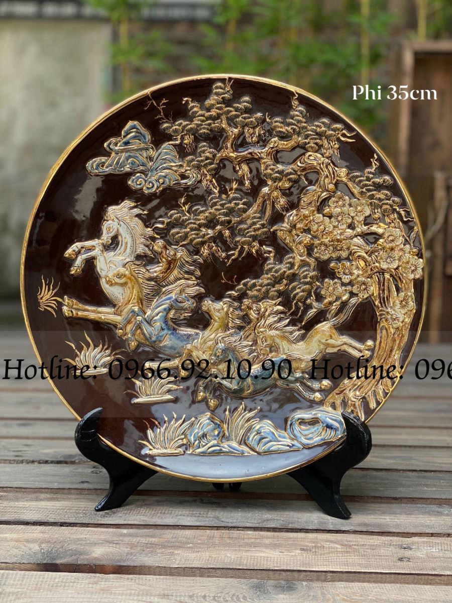 Đĩa Bát Mã vàng cao cấp Bát Tràng quà tặng phong thủy 35cm 