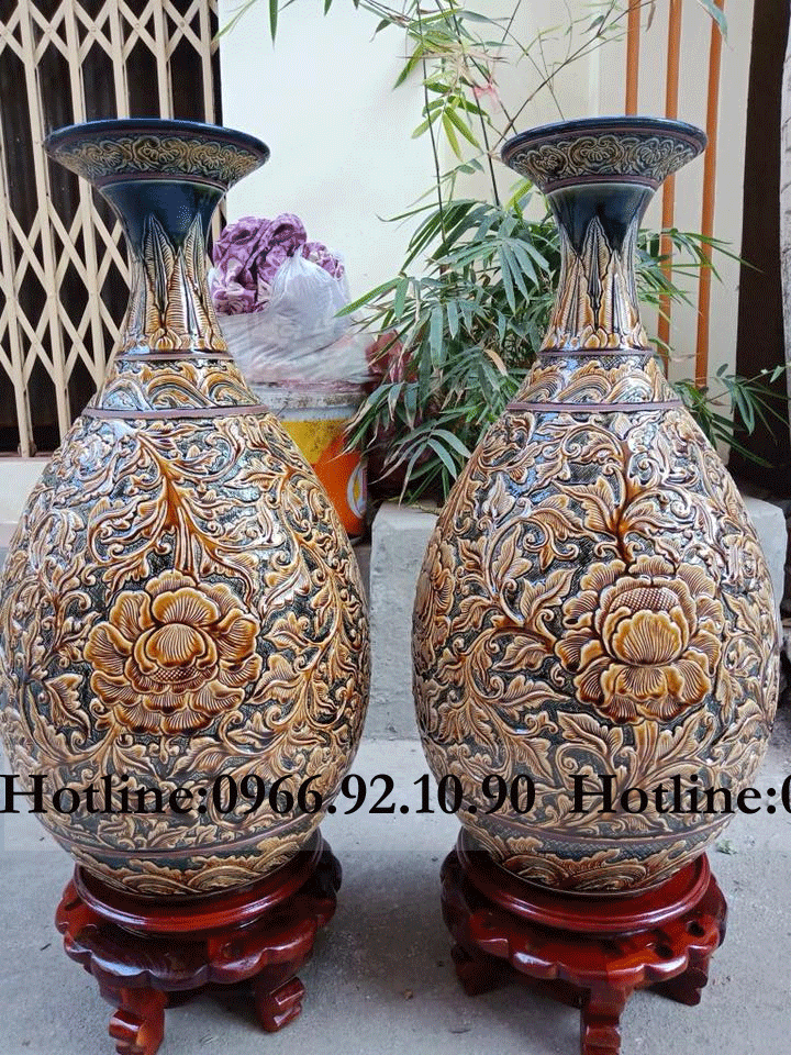 Lộc bình tỳ bà men Hoàng Thổ 75cm khắc nổi Phù Dung độc đáo sang trọng