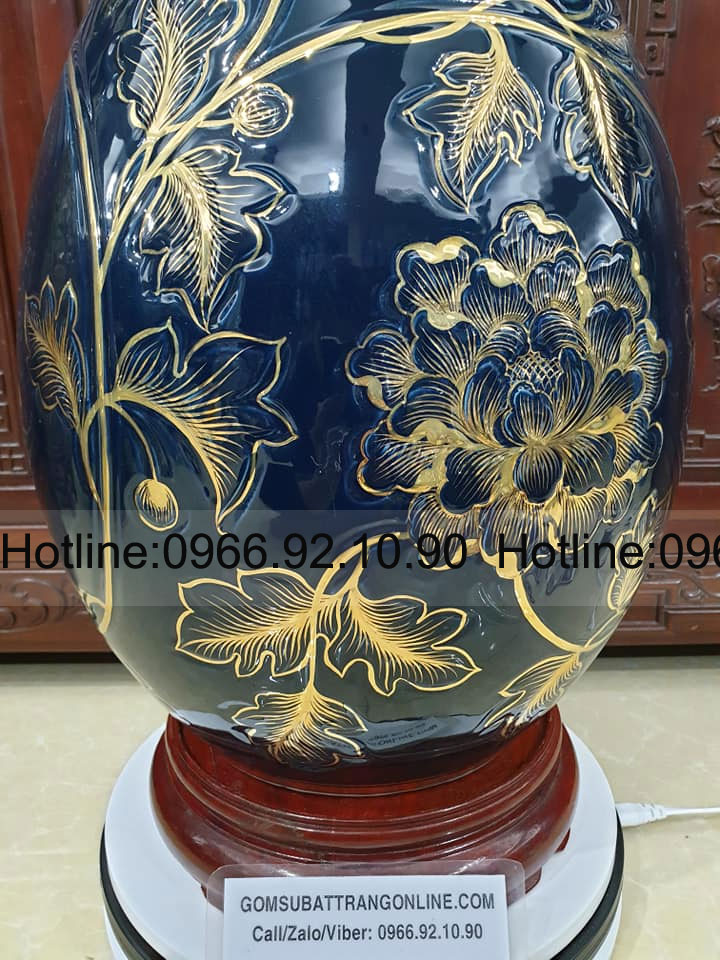 Lọ tỳ bà men thiên thanh họa tiết vàng hoa dây trang trí sang Lọ tỳ bà men thiên thanh họa tiết vàng hoa dây trang trí sang