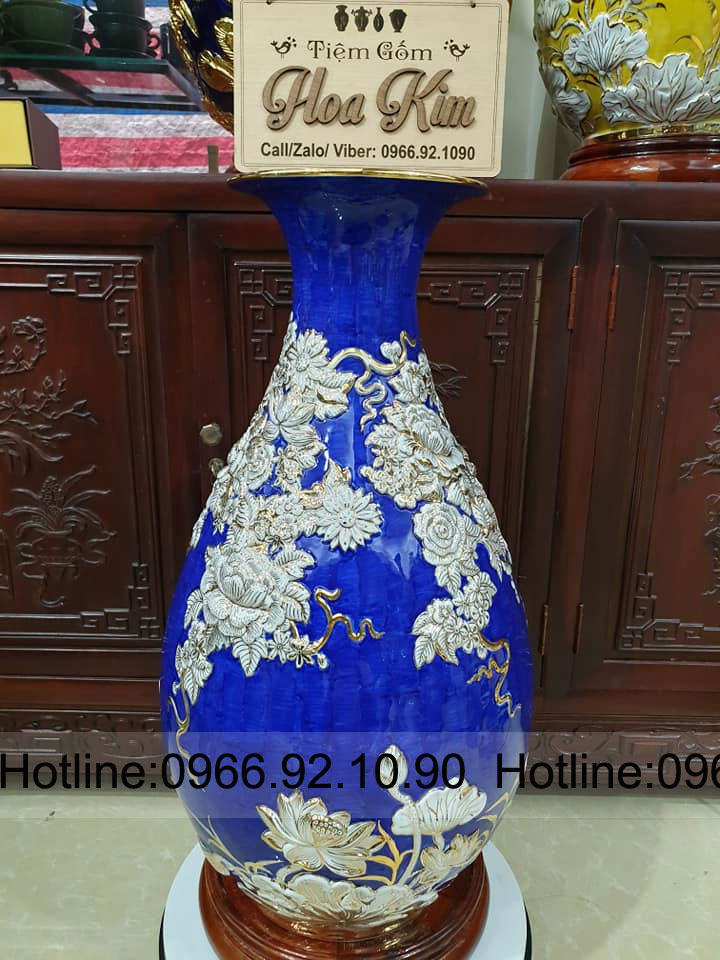 Tỳ bà gốm sứ Bát Tràng đắp nổi hoa vàng kim nền xanh sang trọng quà tặng