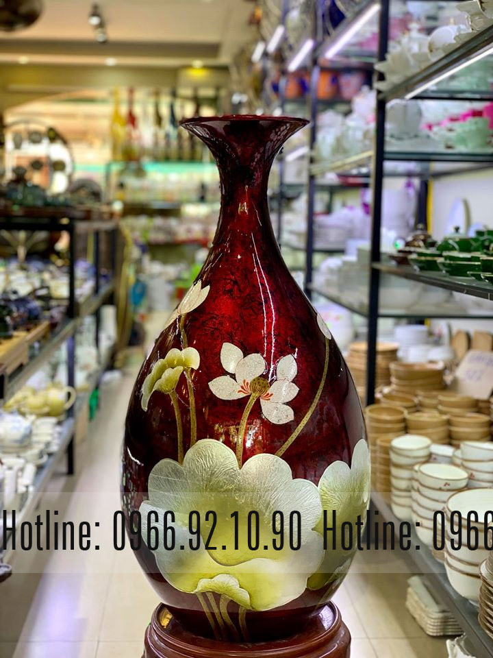 Lọ tỳ bà sơn mài khảm trai Bát Tràng họa tiết sen đẹp cao cấp 87cm