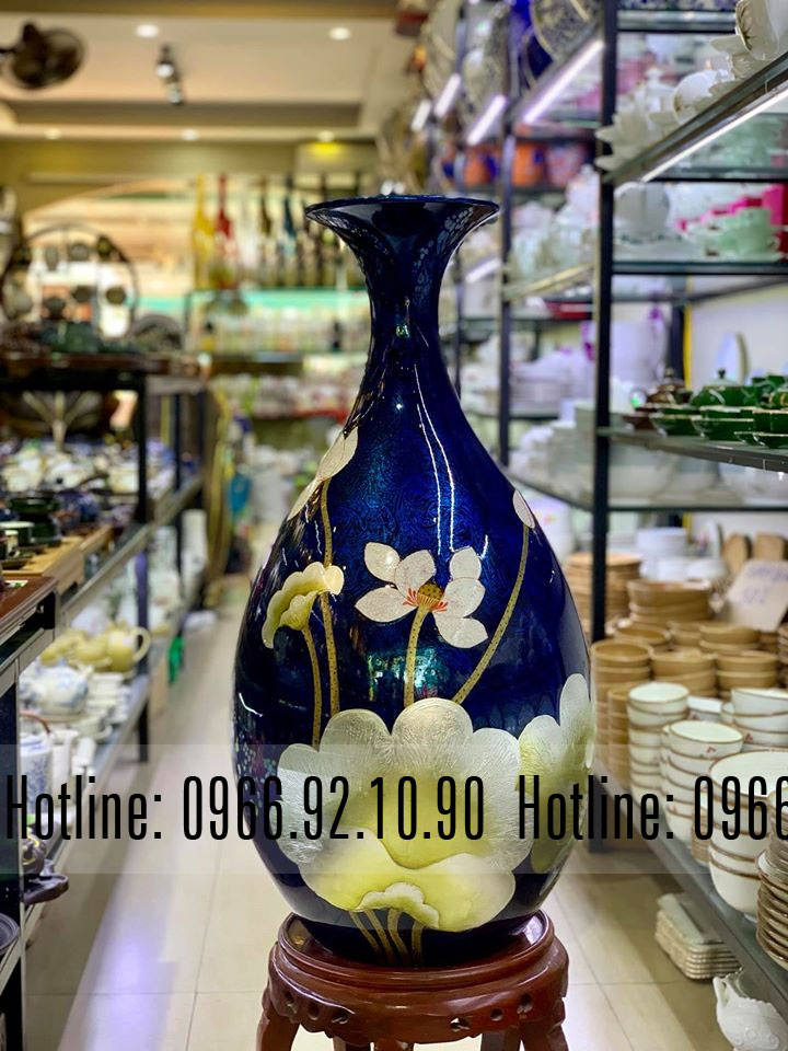 Lọ tỳ bà sơn mài khảm trai Bát Tràng họa tiết sen đẹp cao cấp 87cm