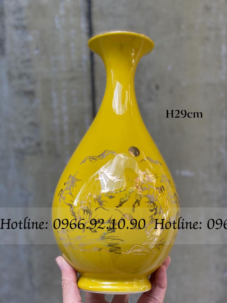 Lọ tỳ bà Mã Đáo Thành Công Bát Tràng cao 29cm, men vàng kim