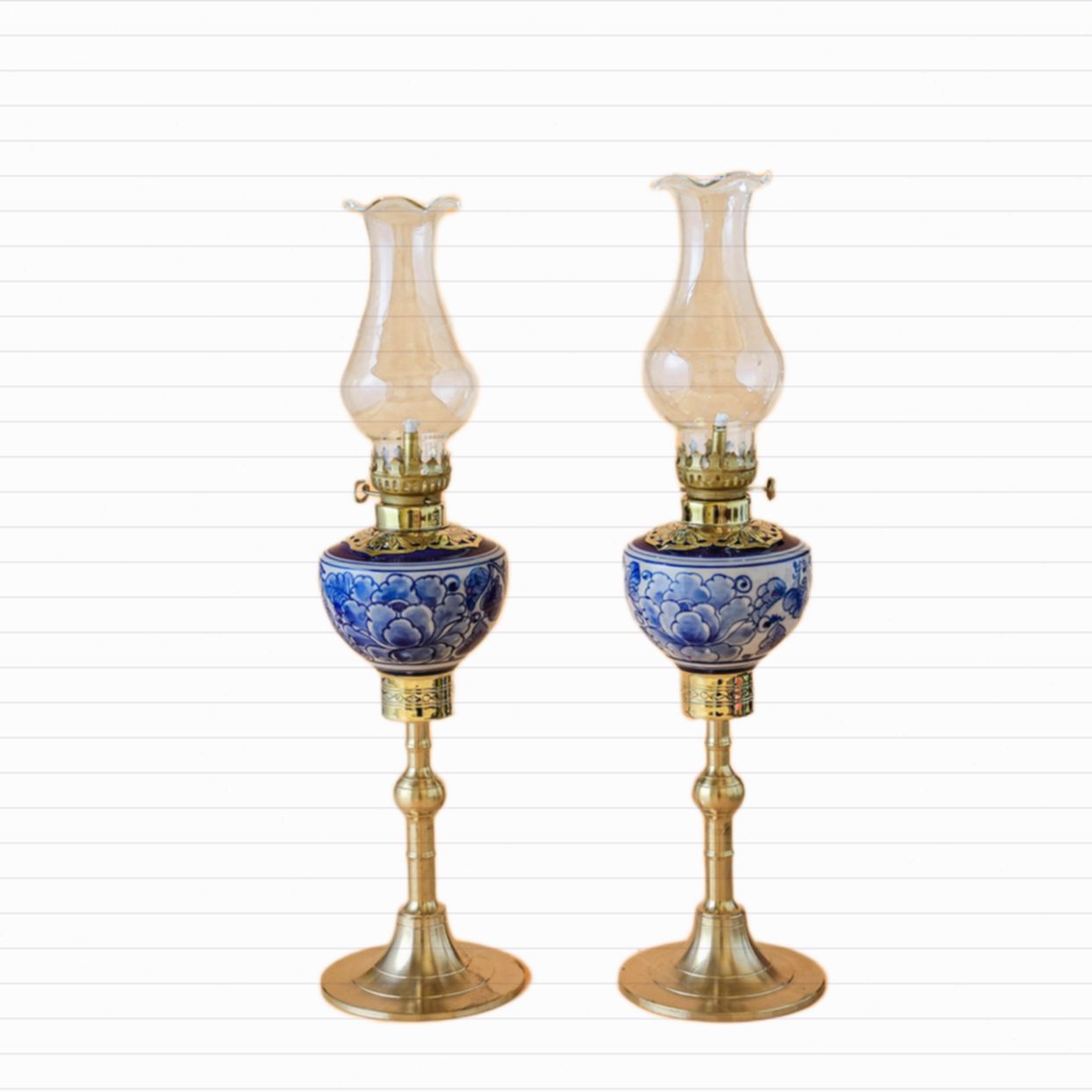 Đèn Dầu Thờ Men Lam Phù Dung Chân Đồng Sang Trọng Giá Tốt 