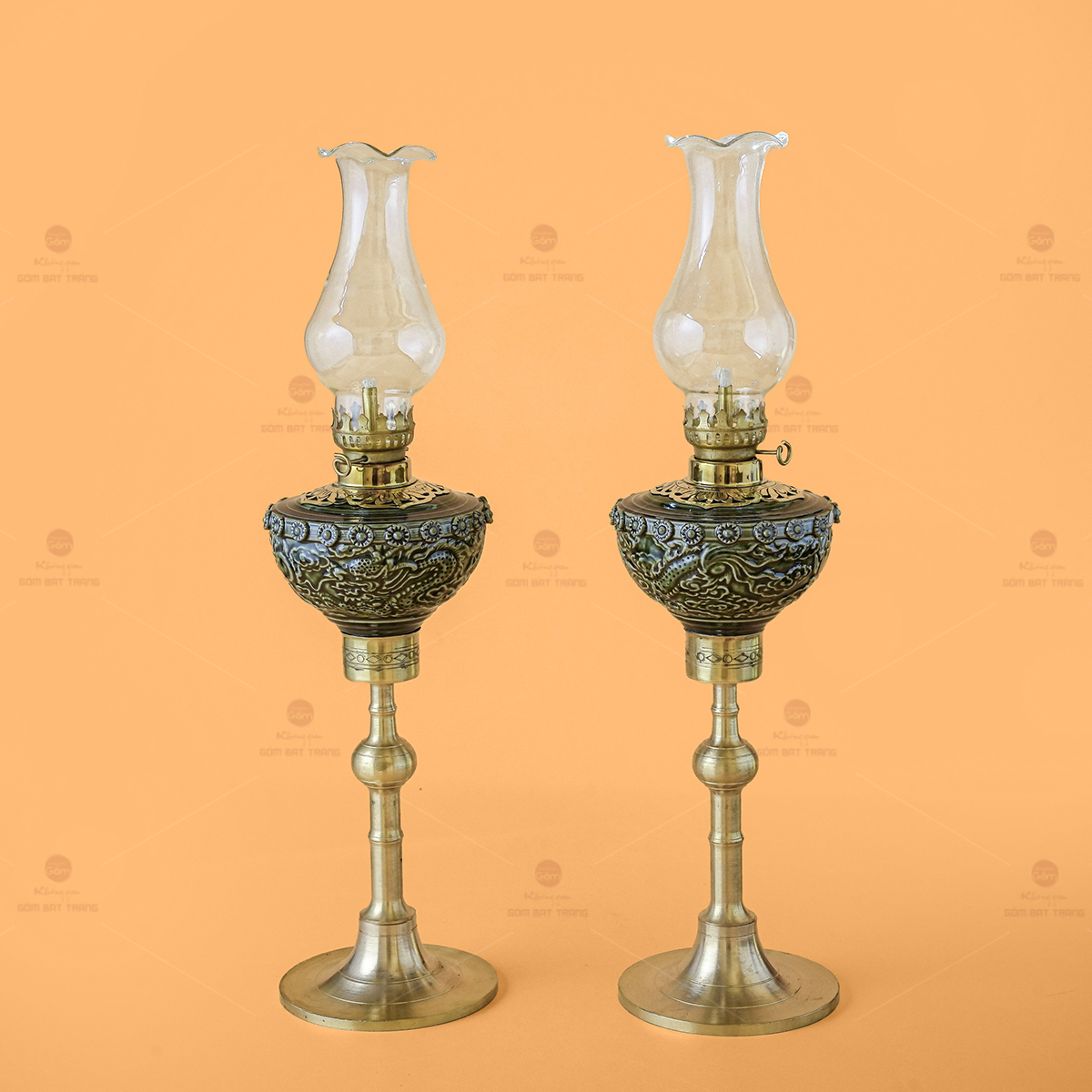 Đèn Dầu Thờ Chân Đồng Men Xanh Ngọc Rồng Khắc Nổi Sang Trọng 