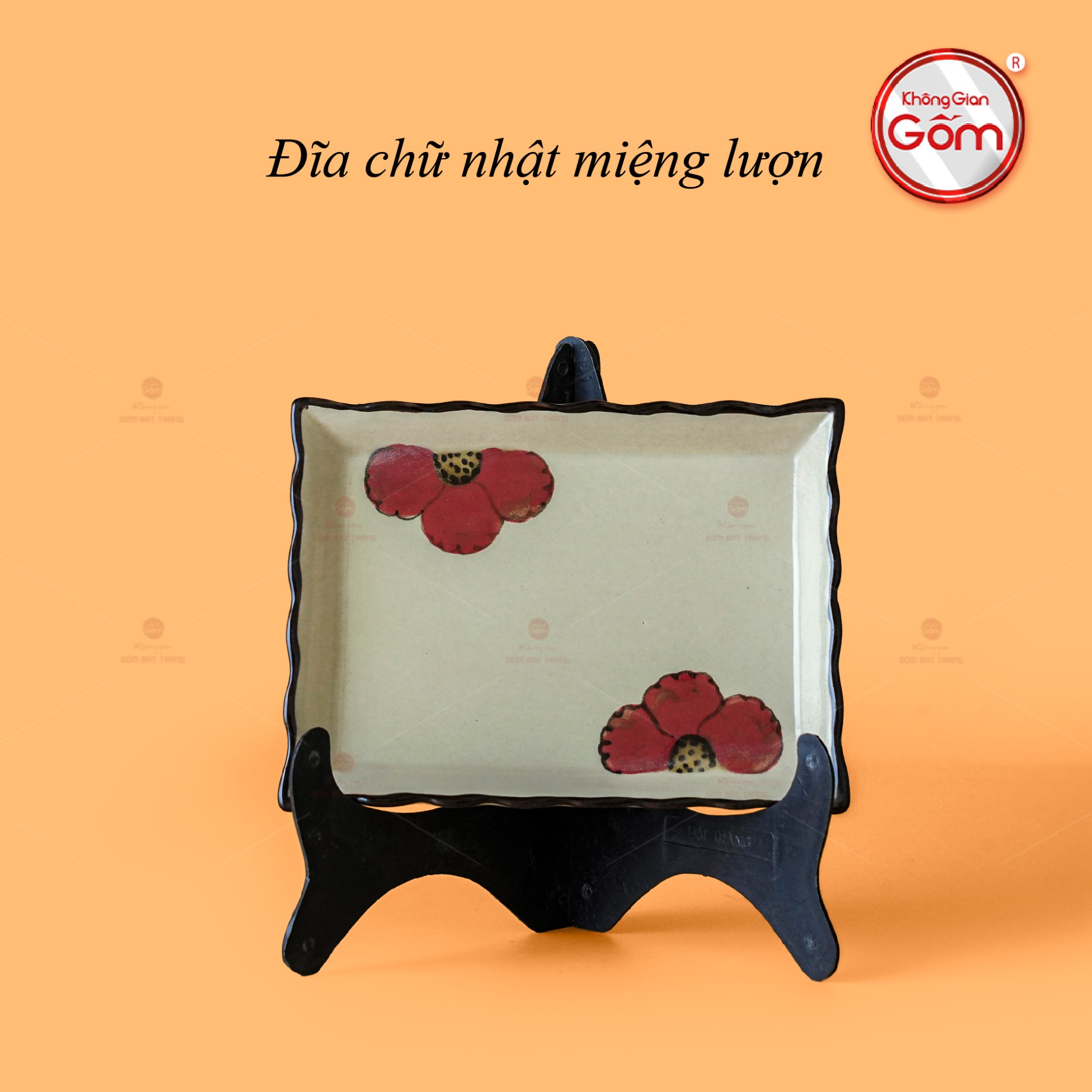 Đĩa sứ chữ nhật hoa sứ đỏ men kem sang trọng quà tặng độc đáo 